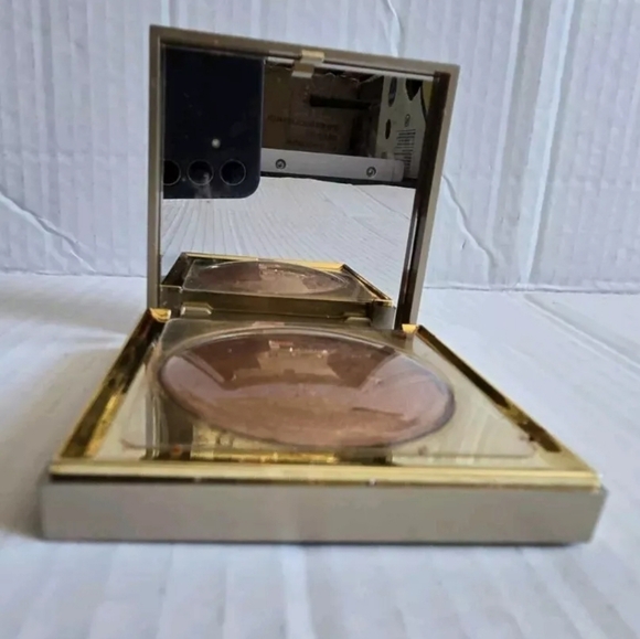 Stila Heaven's Hue Highlighter Enlumineur Heaven's Hue Bronze 0.35 oz/10 g - Picture 4 of 7